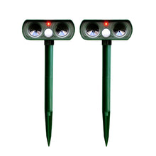 Load image into Gallery viewer, 2 PCS Powerful Ultrasonic Solar-powered Animal Repeller With PIR Sensor &amp; Light Sensor, Got the CE / ROHS Certification, 2PCS RC-510