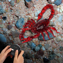 Load image into Gallery viewer, 9992 Infrared Sensor Remote Control Simulated Scorpion Creative Children Electric Tricky Toy Model