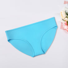 Load image into Gallery viewer, Women Fashion Silicone Swim Trunks
