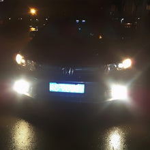 Load image into Gallery viewer, 2 PCS H8/H11 10W 900LM 8000K 42 SMD-2835 LEDs Car Fog Lights, DC 12V(White Light), H8/H11