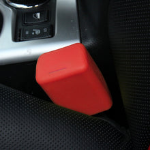 Load image into Gallery viewer, Safe Rubber Car Seat Belt Clips Locking Buckles Protective Cover, Red, Yellow, Black, Orange, Green, Blue