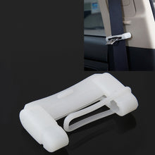 Load image into Gallery viewer, Universal Adjustable Car Seat Belt Buckle Plug Protective Cover Case
