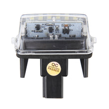 Load image into Gallery viewer, 2 PCS License Plate Light with 18  SMD-3528 Lamps for Toyota,2W 120LM,6000K, DC12V(White Light), For Toyota1