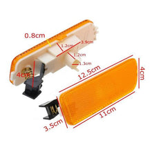 Load image into Gallery viewer, 2 PCS Front Bumper Clearance Lights Housing without Bulb Replacement 1JM945071 / 1JM945072 for VW Golf / Jetta 1999-2005