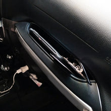 Load image into Gallery viewer, Car Front Passenger Handle Storage Bag Auto Storage Box Multi-use Tools Organizer Boxes for Jeep Wrangler JL 2018-, For Jeep Wrangler JL 2018-