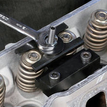 Load image into Gallery viewer, LS Valve Spring Compressor Tool Aluminium Alloy Fitting for 4.8 5.3 5.7 6.0 6.2 LS1 LS2 LS3 LS6 Chevrolet LSX Engine, For LS1 LS2 LS3 LS6 Chevrolet LSX Engine