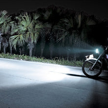 Load image into Gallery viewer, BA20D DC12-80V / 10W / 6000K / 3000K / 800LM Bicolor Motorcycle Headlights with Projector Lens, BA20D