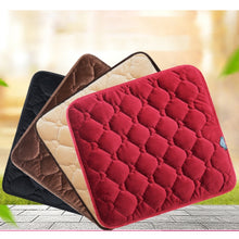 Load image into Gallery viewer, Car USB Seat Heater Cushion Warmer Cover Winter Heated Warm Mat, Style: Heart Shape, Heart Shape (Black), Heart Shape (Coffee), Heart Shape (Beige), Heart Shape (Red)