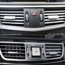 Load image into Gallery viewer, For Mercedes-Benz W212 2014-2015 Car Right Tail Plug Air Conditioning Exhaust Switch Paddle Air Conditioning Leaf Clip 212 830 0154 9116, For Mercedes-Benz W212 2014-2015 Right Tail Plug