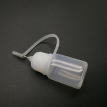 Load image into Gallery viewer, 10 PCS PET Pinhole E-cigarette Oil Bottle Capacity: 5ml, 5ml