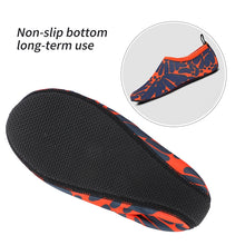 Load image into Gallery viewer, 3mm Non-slip Rubber Embossing Texture Sole Figured Diving Shoes and Socks, One Pair