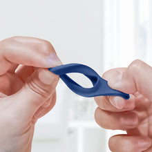 Load image into Gallery viewer, Mutural Liquid Silicone Protective Case with Key Ring for AirTag