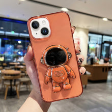 Load image into Gallery viewer, Plating Astronaut Holder TPU Phone Case, For iPhone 14, For iPhone 14 Plus, For iPhone 14 Pro, For iPhone 14 Pro Max, For iPhone 13, For iPhone 13 Pro
