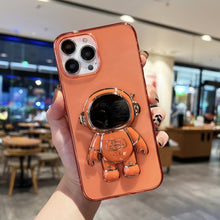 Load image into Gallery viewer, Plating Astronaut Holder TPU Phone Case, For iPhone 14, For iPhone 14 Plus, For iPhone 14 Pro, For iPhone 14 Pro Max, For iPhone 13, For iPhone 13 Pro