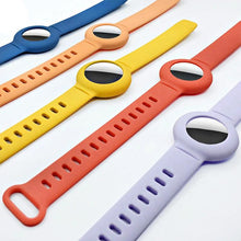 Load image into Gallery viewer, xDfind Breathable Silicone Band Style Anti-lost Tracker Protective Cover, For AirTag 2nd Gen / AirTag 1st Gen