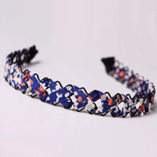 Load image into Gallery viewer, Hollow Braid Style Hair Hoop Headwear Random Color Delivery
