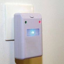 Load image into Gallery viewer, 220V Electronic Pest Repellent Mouse Repellent Repeller, EU Plug, 220V Mouse Repellent Repeller