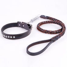 Load image into Gallery viewer, Cowhide Traction Belt Dog Collar Telescopic Dog Rope, Suitable For Medium and Large Dogs, M, Rope Length: 128cm Collar Size: 32-44cm