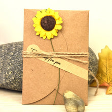Load image into Gallery viewer, 10 PCS Festival Creative DIY Retro Kraft Paper Handmade Small Dry Flower Greeting Card Birthday Card, Sunflower