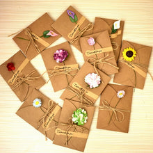 Load image into Gallery viewer, 10 PCS Festival Creative DIY Retro Kraft Paper Handmade Small Dry Flower Greeting Card Birthday Card, Sunflower