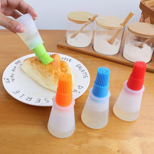 Load image into Gallery viewer, Kitchen Silicone Oil Brush Grill Brush Oil Bottle,Random Color Delivery, 11.5x5cm