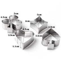Load image into Gallery viewer, 3 Sets Stainless Steel Poker Cookie Mold Playing Cards Cake Fondant Mold Spade Heart Biscuit Cutter, 3 Sets