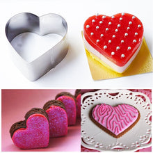 Load image into Gallery viewer, 3 Sets Stainless Steel Poker Cookie Mold Playing Cards Cake Fondant Mold Spade Heart Biscuit Cutter, 3 Sets