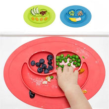 Load image into Gallery viewer, Smile Style One-piece Round Silicone Suction Placemat for Children, Built-in Plate and Bowl