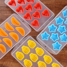 Load image into Gallery viewer, Love Shaped Silicon Ice Cube Tray / Ice Mold Random Color, Love Shaped