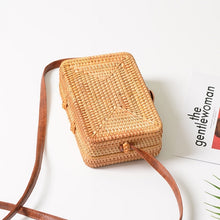 Load image into Gallery viewer, Autumn Rattan Handmade Rattan Bag  Vintage Art Beach Ladies Diagonal Bag, Size:19x13x7cm, Delicate Square