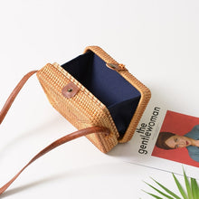 Load image into Gallery viewer, Autumn Rattan Handmade Rattan Bag  Vintage Art Beach Ladies Diagonal Bag, Size:19x13x7cm, Delicate Square