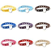Load image into Gallery viewer, Punk Style Fashion Heart Shape Leather Rivet Necklace Collar, Random Color Delivery, TXXQ04