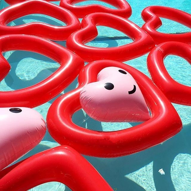 Love Heart Shaped Inflatable Floating Swimming Safety Pool Ring, Inflated Size: 120cm x 100cm, Love Heart Red, Love Heart Pink
