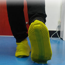 Load image into Gallery viewer, Waterproof Antiskid Silicone Outdoor Rainboots Shoes Cover, Size: S (25-33), Size: S