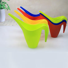 Load image into Gallery viewer, Long Mouth Watering Pot Plastic Sprinkler Pouring Pots,Capacity: 1.0L,Random Color Delivery, Capacity: 1.0L