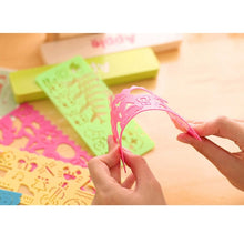 Load image into Gallery viewer, 10 PCS Creative Candy Color Drawing Ruler Speed Sketchpad Art Ruler Template, Random Color Delivery, Speed Sketchpad