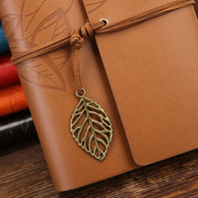 Load image into Gallery viewer, Creative Retro Autumn Leaves Pattern Loose-leaf Travel Diary Notebook, Size: M, M