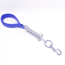 Load image into Gallery viewer, Pet Medium Large Dogs Cushion Traction Rope Spring Foam Handle Explosion-proof Short Chain, Size: 3mm*40cm, Foam Width: 2cm, Size: 3mm*40cm, Foam Width: 2cm