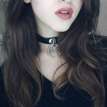 Load image into Gallery viewer, 2 PCS European and American Rock Punk Nightclub Street Dancing Dual-ring Leather Collar Necklace, Random Color Delivery, DHXQ02