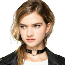 Load image into Gallery viewer, Japanese Harajuku PU Leather Heart Shape Punk Collar Fashion Female Choker Necklace, Random Color Delivery, TXXQ