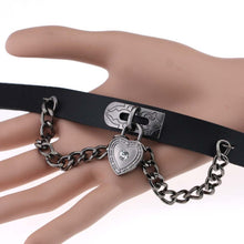 Load image into Gallery viewer, European and American Harajuku Punk Heart-shape Lock Leather Collar Choker Bracelet, Random Color Delivery, TXXQ05
