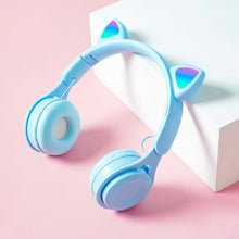 Load image into Gallery viewer, M6 Luminous Cat Ears Pure-color Foldable Bluetooth Headset with 3.5mm Jack &amp; TF Card Slot