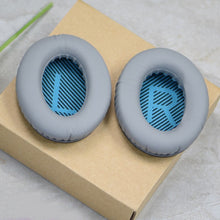 Load image into Gallery viewer, 1 Pair Soft Earmuff Headphone Jacket with LR Cotton for BOSE QC2 / QC15 / AE2 / QC25 / QC35