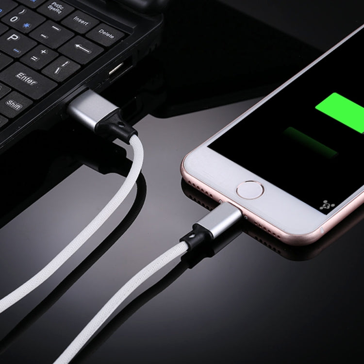 1m 2A USB to 8 Pin Nylon Weave Style Data Sync Charging Cable