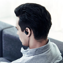 Load image into Gallery viewer, BTH-Y9 Ultra-light Ear-hook Wireless V4.1 Bluetooth Earphones with Mic