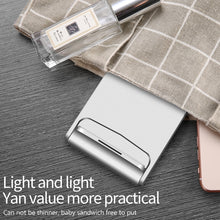 Load image into Gallery viewer, Q200 5W ABS + PC Fast Charging Qi Wireless Fold Charger Pad