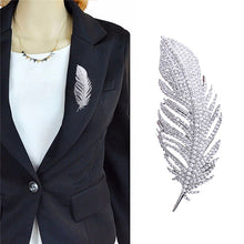 Load image into Gallery viewer, Simple Lady Feather Pattern High-grade Platinum Suits Corsage Brooch, Feather Pattern