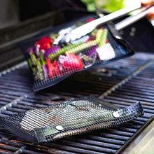Load image into Gallery viewer, Barbecue Heat Resistant Non-stick Grilling Mesh BBQ Baking Bag, Size: 24 x 14cm (Black), 24 x 14cm (Black)