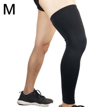 Load image into Gallery viewer, Professional Outdoor Sports Basketball Football Knee Pads Warm Compression Leg Protectors, Size: M, Size: M
