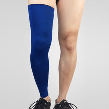 Load image into Gallery viewer, Professional Outdoor Sports Basketball Football Knee Pads Warm Compression Leg Protectors, Size: M, Size: M